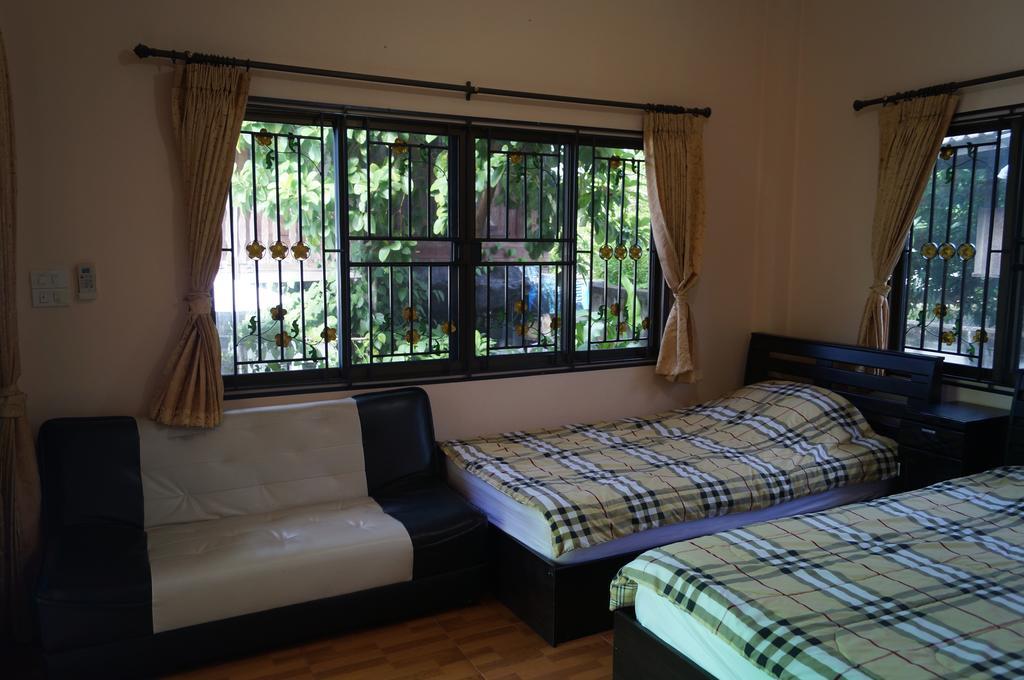 Three Moon Apartment Doi Saket Exterior foto