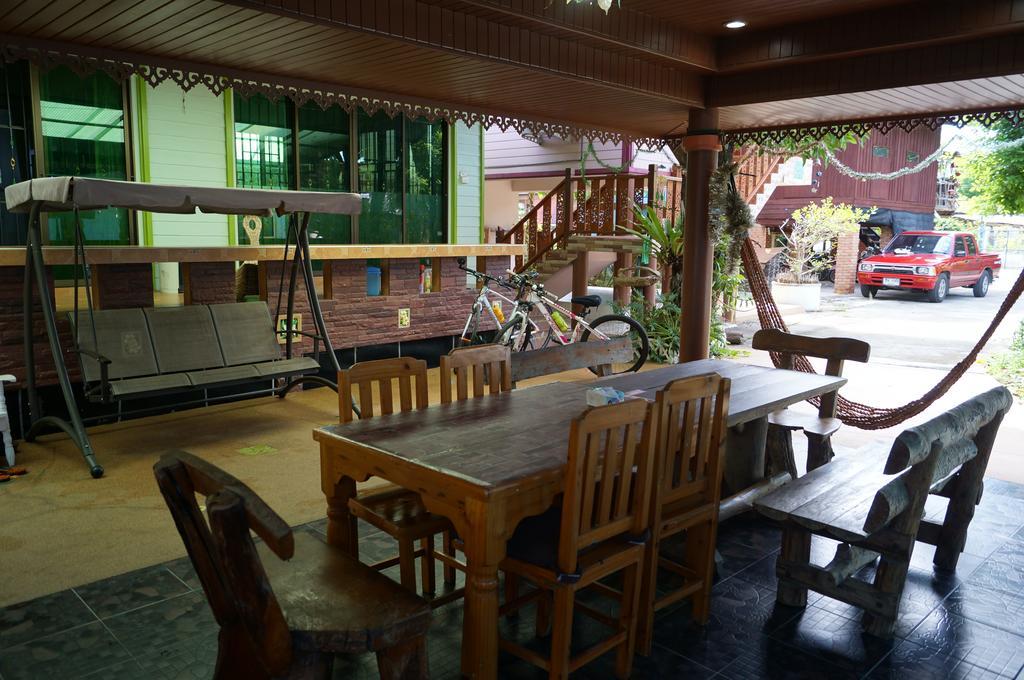 Three Moon Apartment Doi Saket Exterior foto
